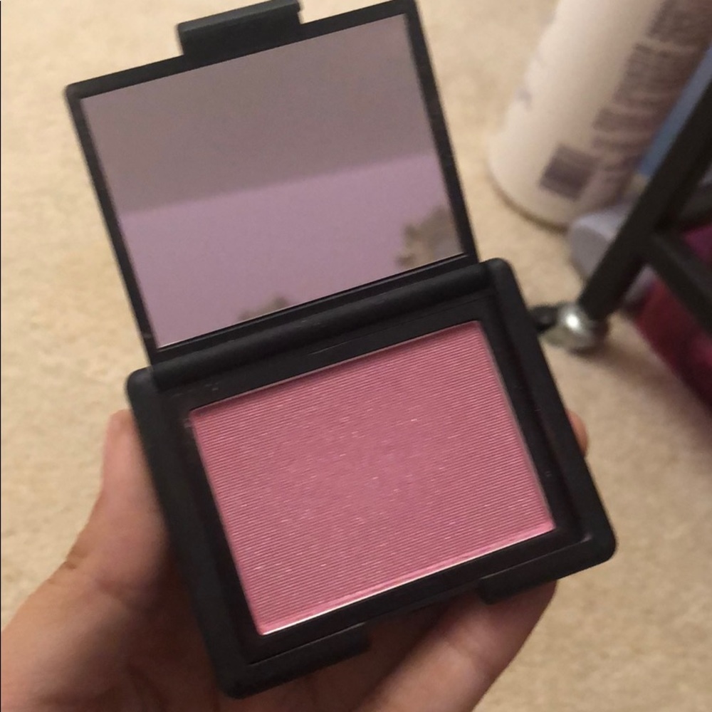 NARS BLUSH IN ANGELIKA